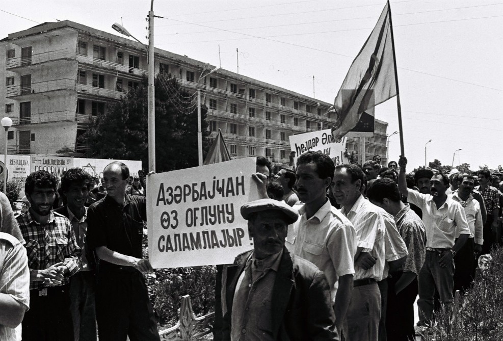 Ulu Öndərin xalqımız qarşısındakı ən böyük xidmətlərindən biri Azərbaycan dövlətçiliyini xilas etməsidir - Vüqar Rəhimzadə (FOTO)