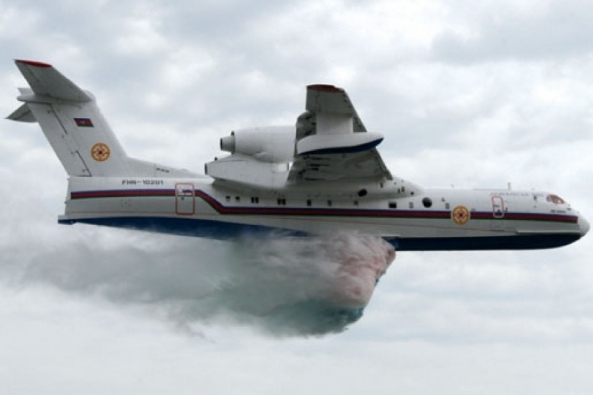 Azerbaijani amphibious aircraft proceeds with wildfire combating efforts in Türkiye (VIDEO)