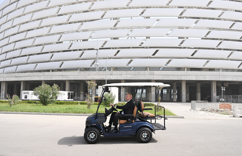 Prezident İlham Əliyev Bakı Olimpiya Stadionunun ərazisində COP29-a hazırlıqla bağlı görülən işlərlə tanış olub (FOTO)