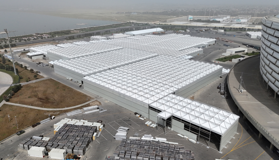 Prezident İlham Əliyev Bakı Olimpiya Stadionunun ərazisində COP29-a hazırlıqla bağlı görülən işlərlə tanış olub (FOTO)