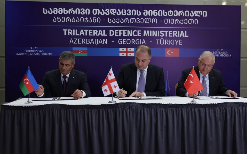 Azerbaijani, Turkish, Georgian defense ministers sign trilateral agreement