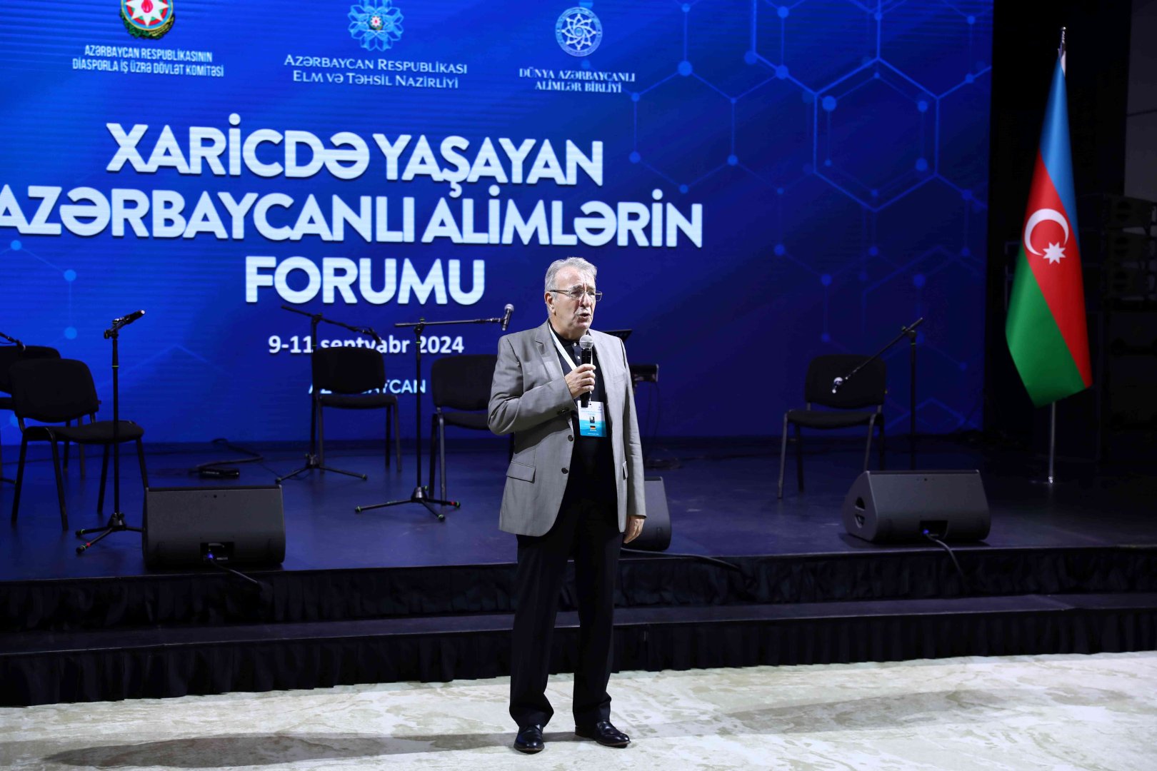 Xaricdə Yaşayan Azərbaycanlı Alimlərin Forumunun iştirakçıları üçün mədəni proqram təşkil olunub (FOTO)