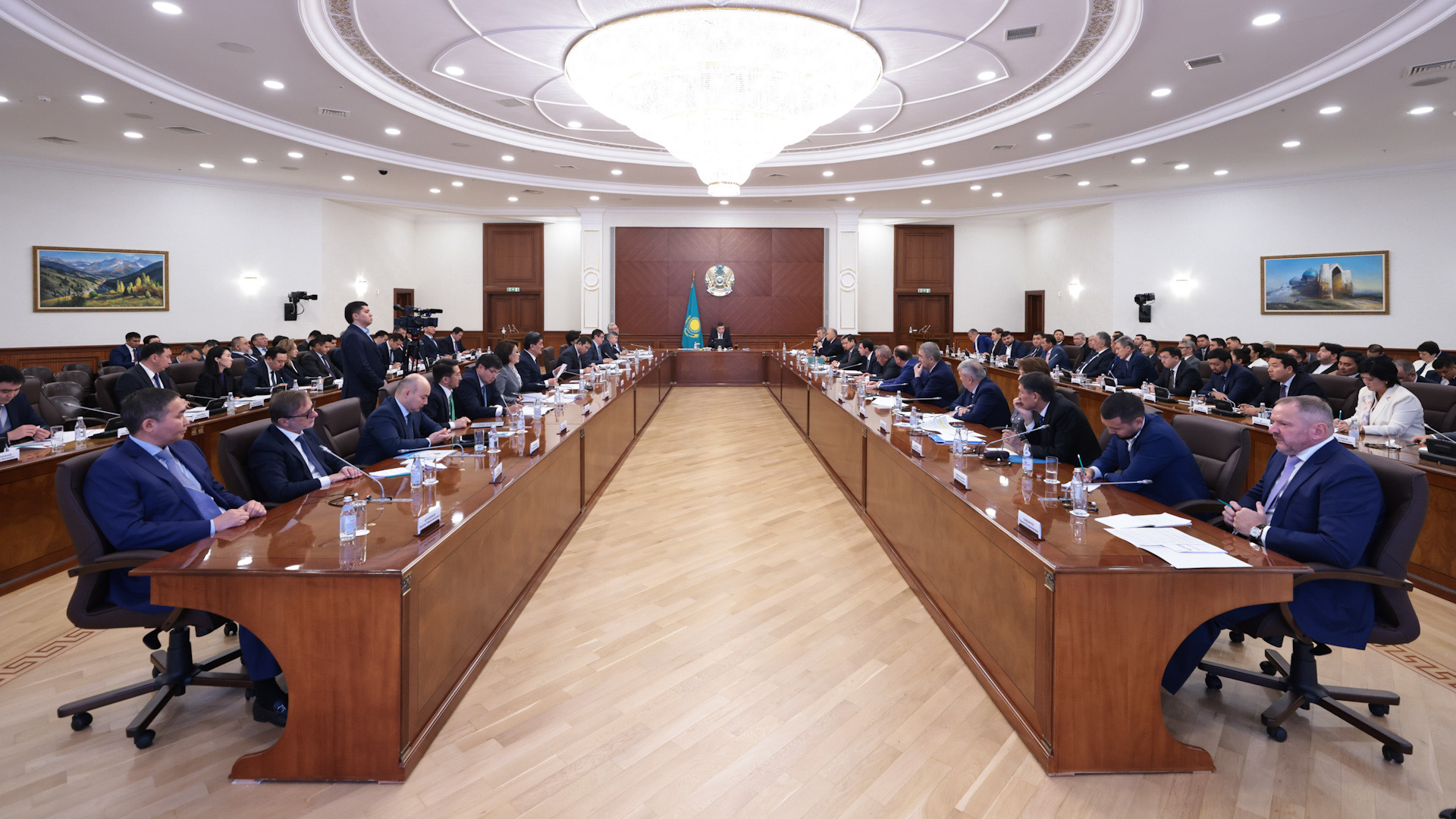 Kazakhstan pulling out all stops to enhance its investment landscape - PM