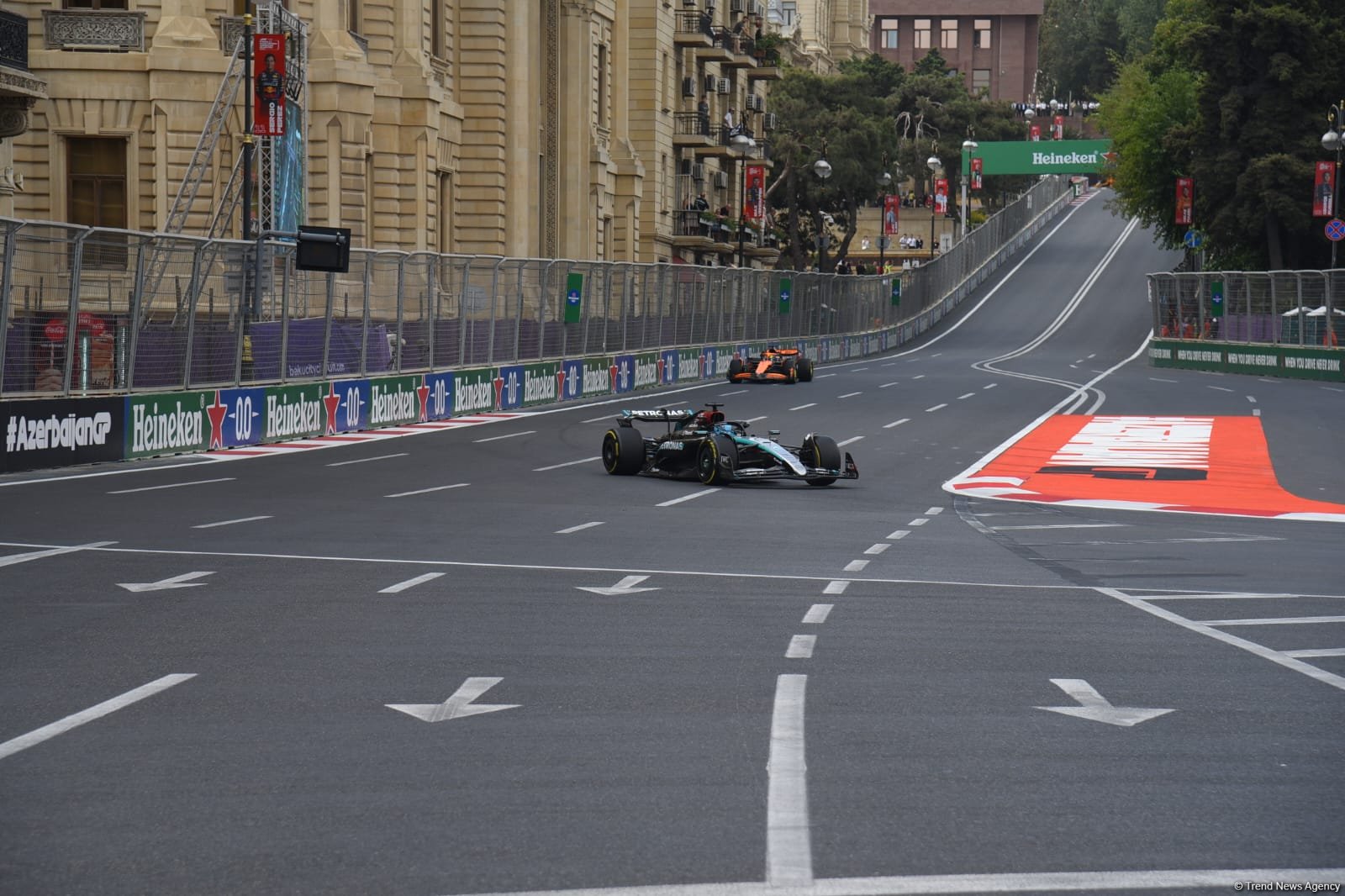 Azerbaijan airs highlights of Formula 1 competition in Baku (PHOTO)