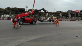 Formula 1 komandalarının üçüncü sərbəst yürüşləri zamanı qəza baş verdi (FOTO/VİDEO)