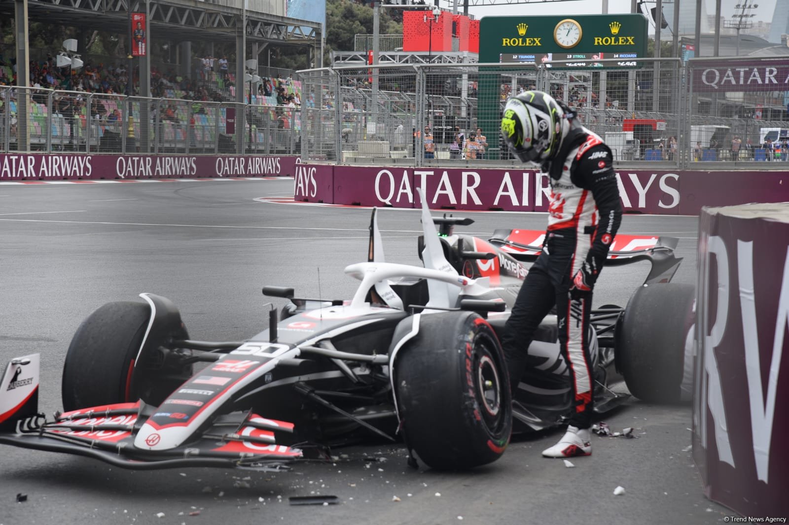 Formula 1 komandalarının üçüncü sərbəst yürüşləri zamanı qəza baş verdi (FOTO/VİDEO)