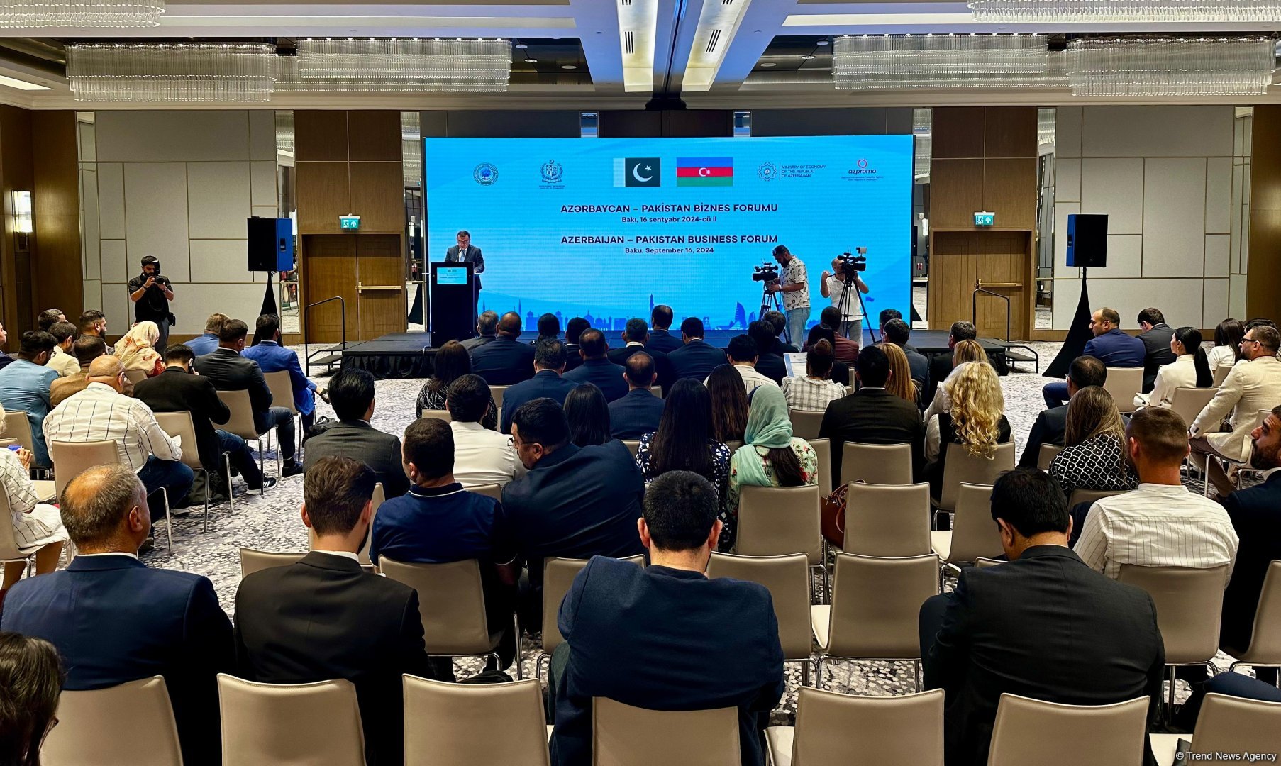 Azerbaijani-Pakistani business forum held in Baku (PHOTO)