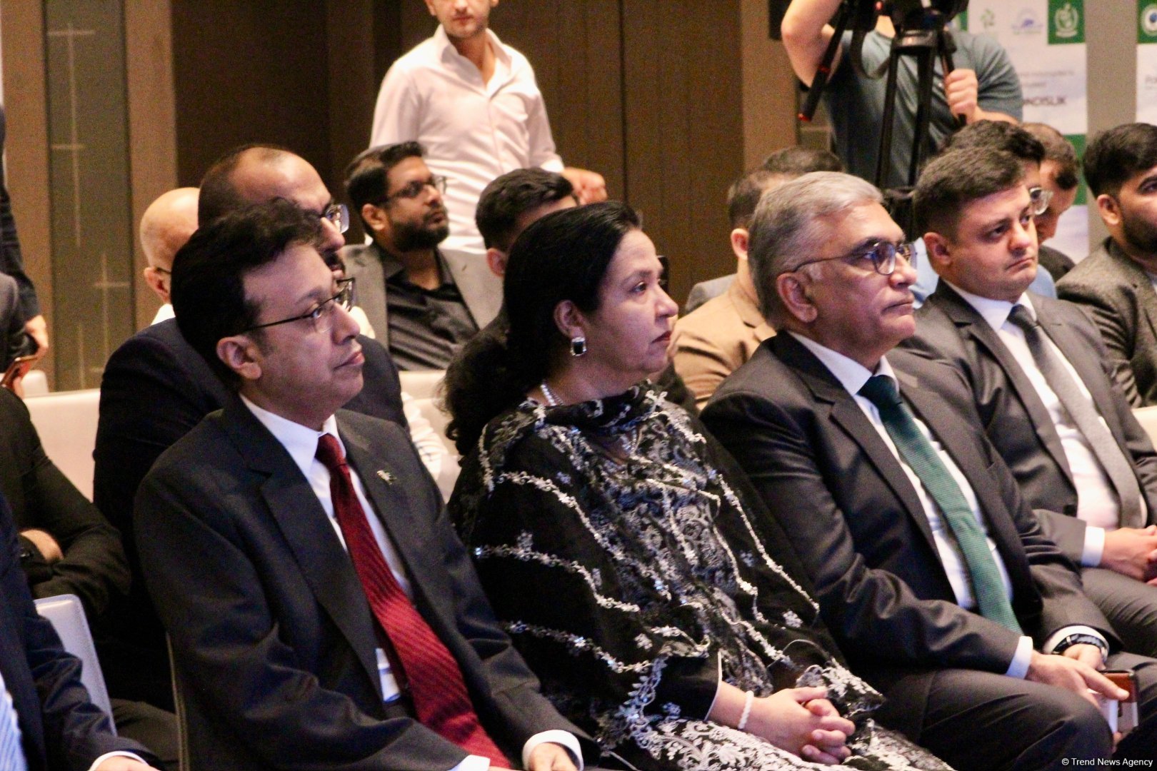 Azerbaijani-Pakistani business forum held in Baku (PHOTO)