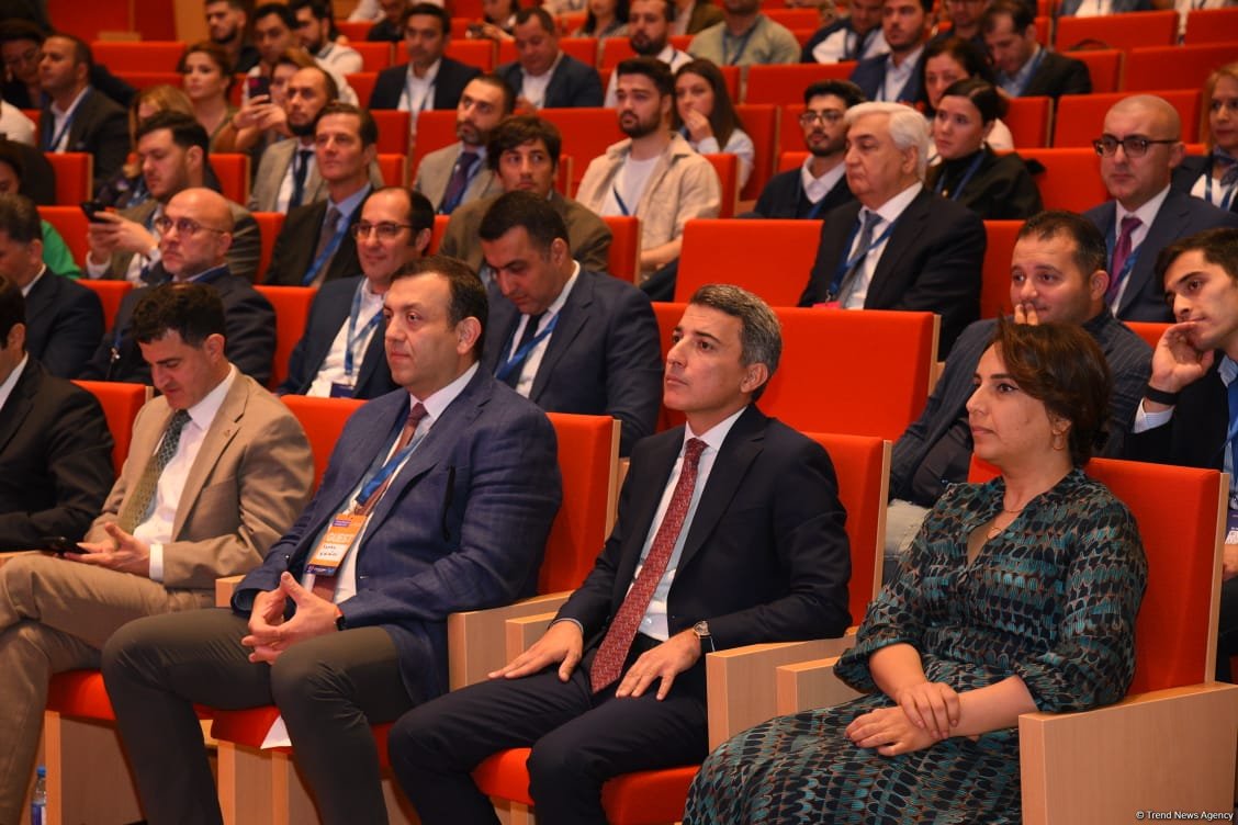 Azerbaijan hosts first regional round of Startup World Cup (PHOTO)