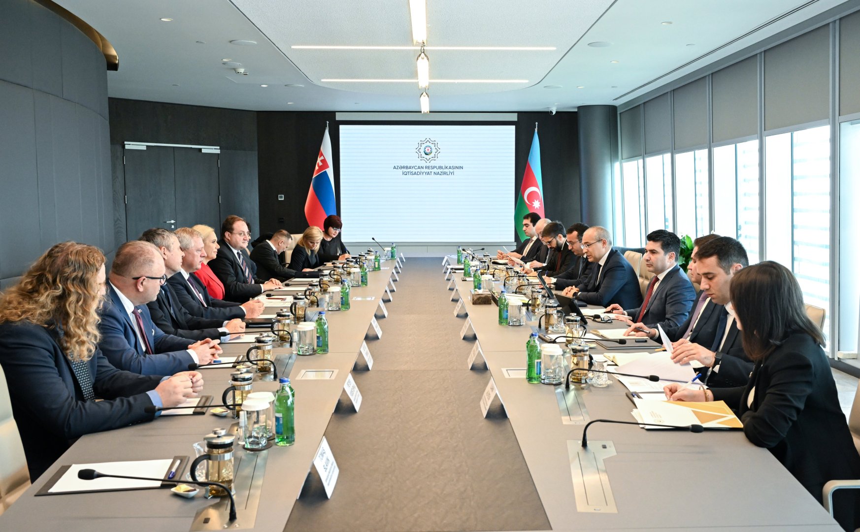 Azerbaijan, Slovakia to join forces for business forum (UPDATE)