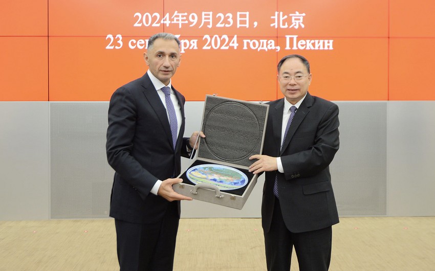 Azerbaijan, China discuss expanding railway cooperation (PHOTO)