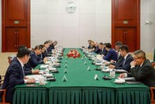 Azerbaijan, China discuss expanding railway cooperation (PHOTO)