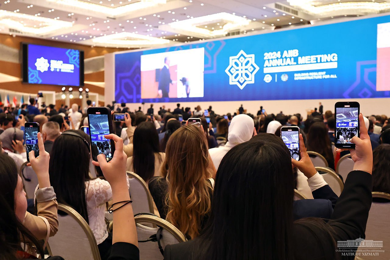 Uzbekistan's Samarkand holds opening ceremony for ninth annual AIIB governors’ meeting (PHOTO)