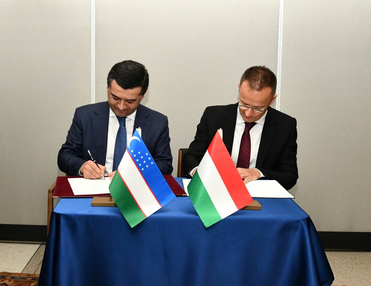 Uzbekistan, Hungary sign MoU on diplomatic training co-op