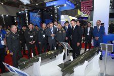 Azerbaijani defense minister reviews products of different countries at ADEX-2024 exhibition (PHOTO)