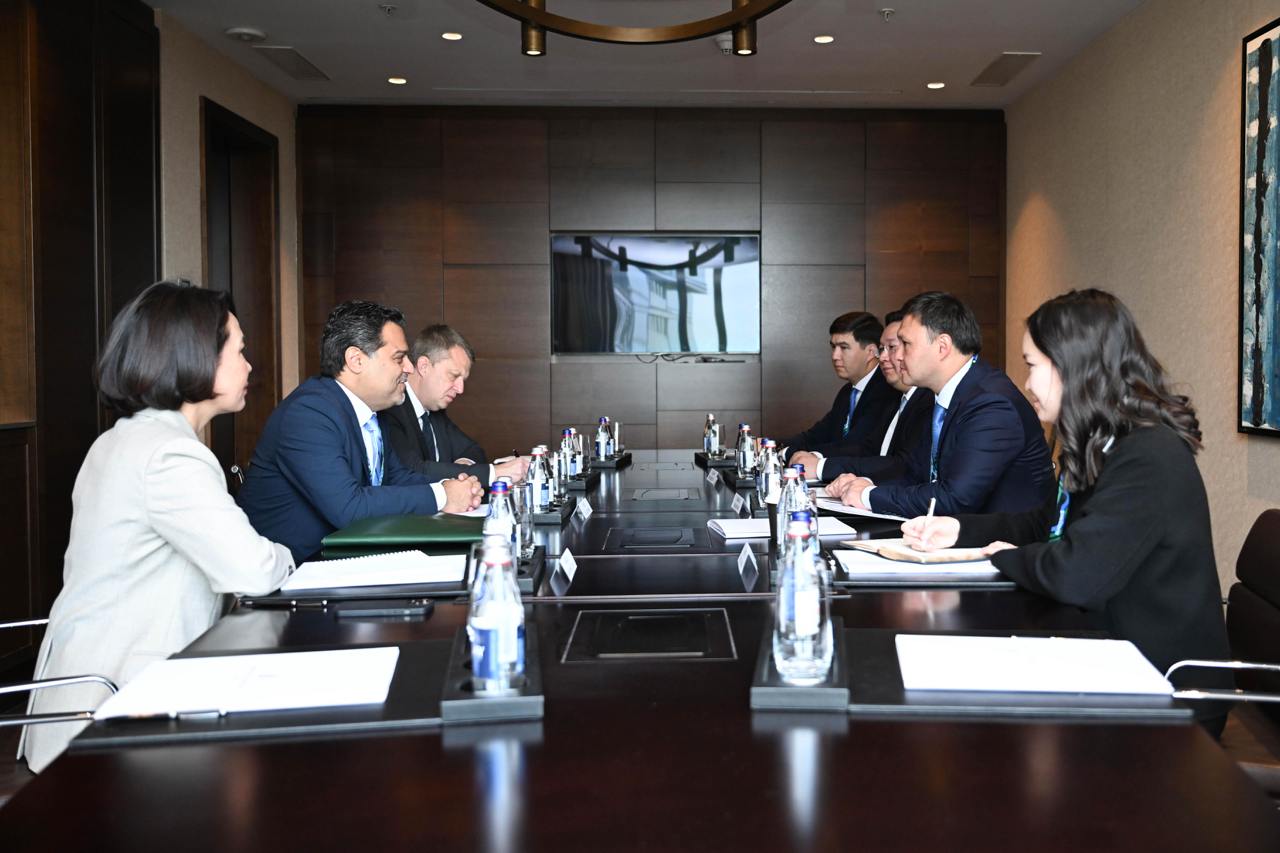 KazMunayGas, Shell discuss cooperation in geological exploration in Kazakhstan