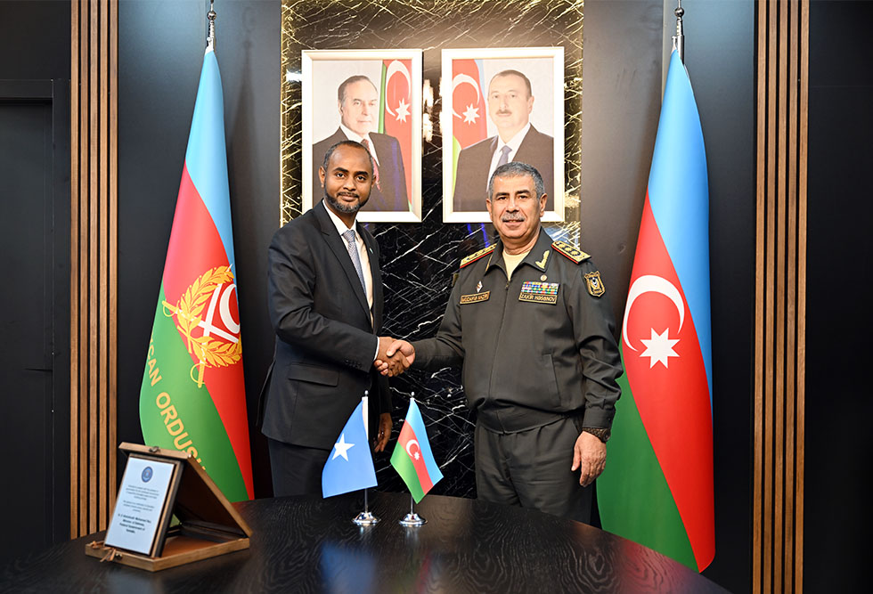 Azerbaijan, Somalia brainstorm military cooperation horizons (PHOTO)