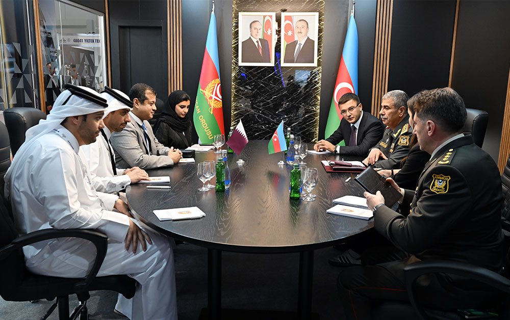 Azerbaijan, Qatar moot prospects of military-technical cooperation