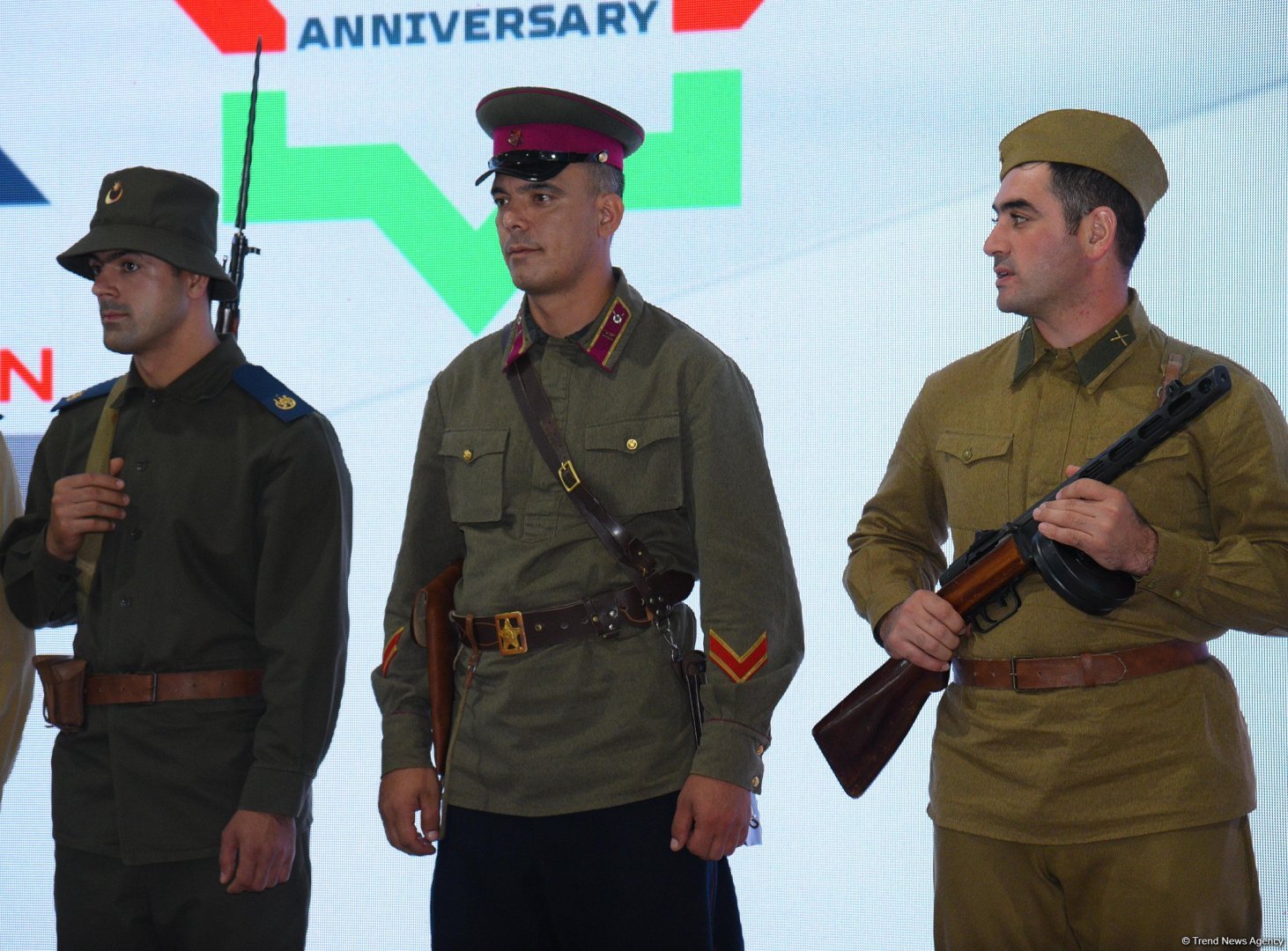 ADEX exhibition showcases Azerbaijani Army's military uniforms through years (PHOTO/VIDEO)