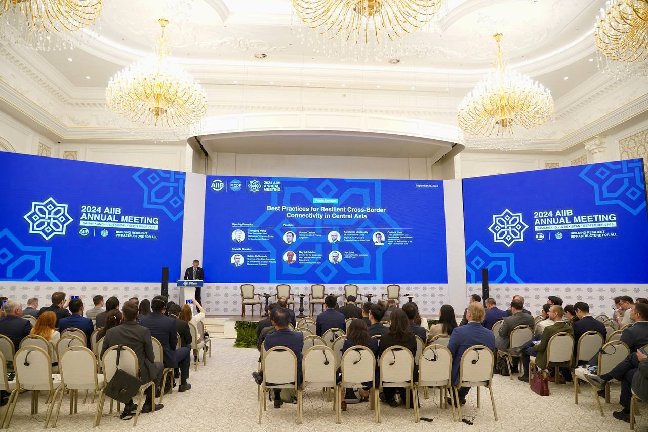 AIIB hosts session on Central Asia's cross-border connectivity in Uzbekistan's Samarkand