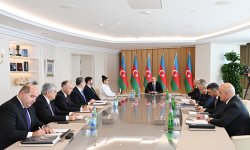 President Ilham Aliyev addresses meeting on economic issues (PHOTO/VIDEO)