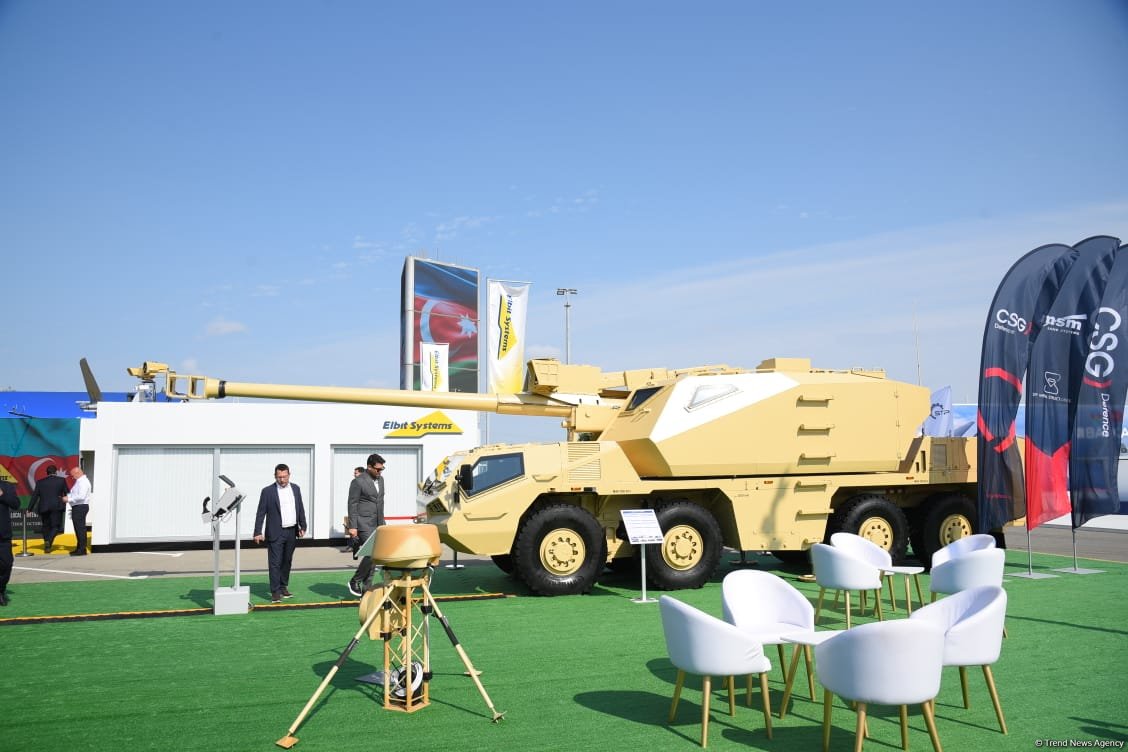 Azerbaijan's ADEX exhibition showcases heavy artillery, military aircraft (PHOTO)