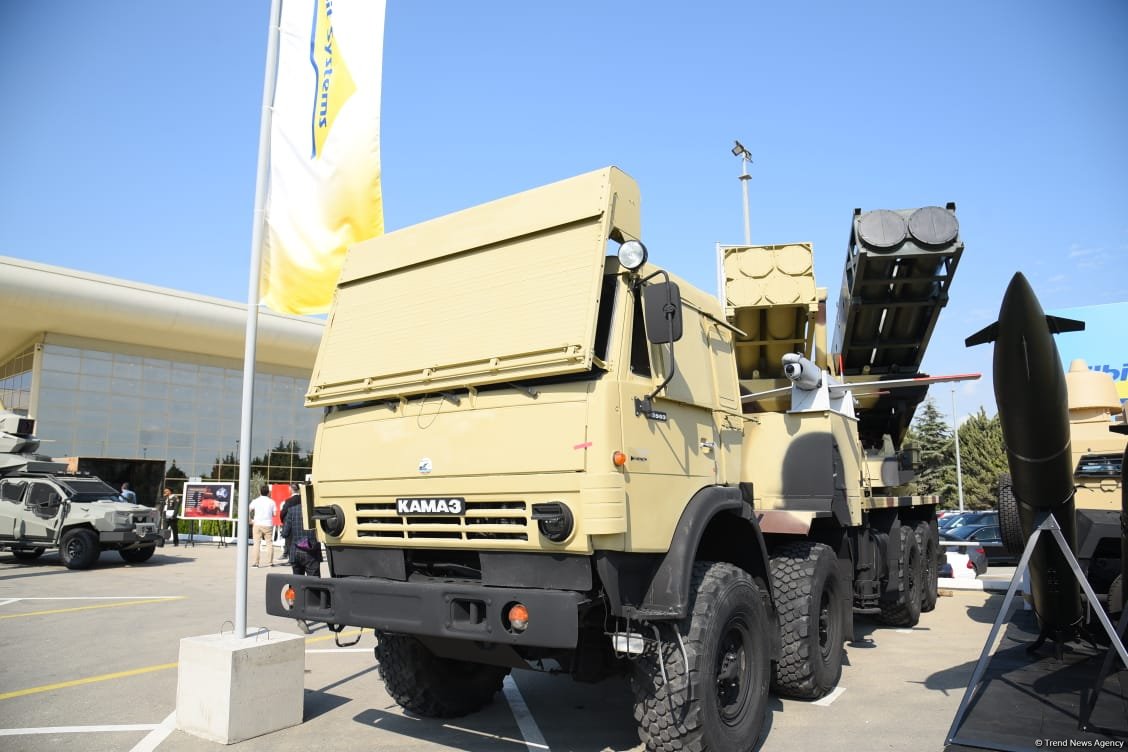 Azerbaijan's ADEX exhibition showcases heavy artillery, military aircraft (PHOTO)