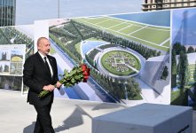 President Ilham Aliyev visits Victory Park (PHOTO/VIDEO)