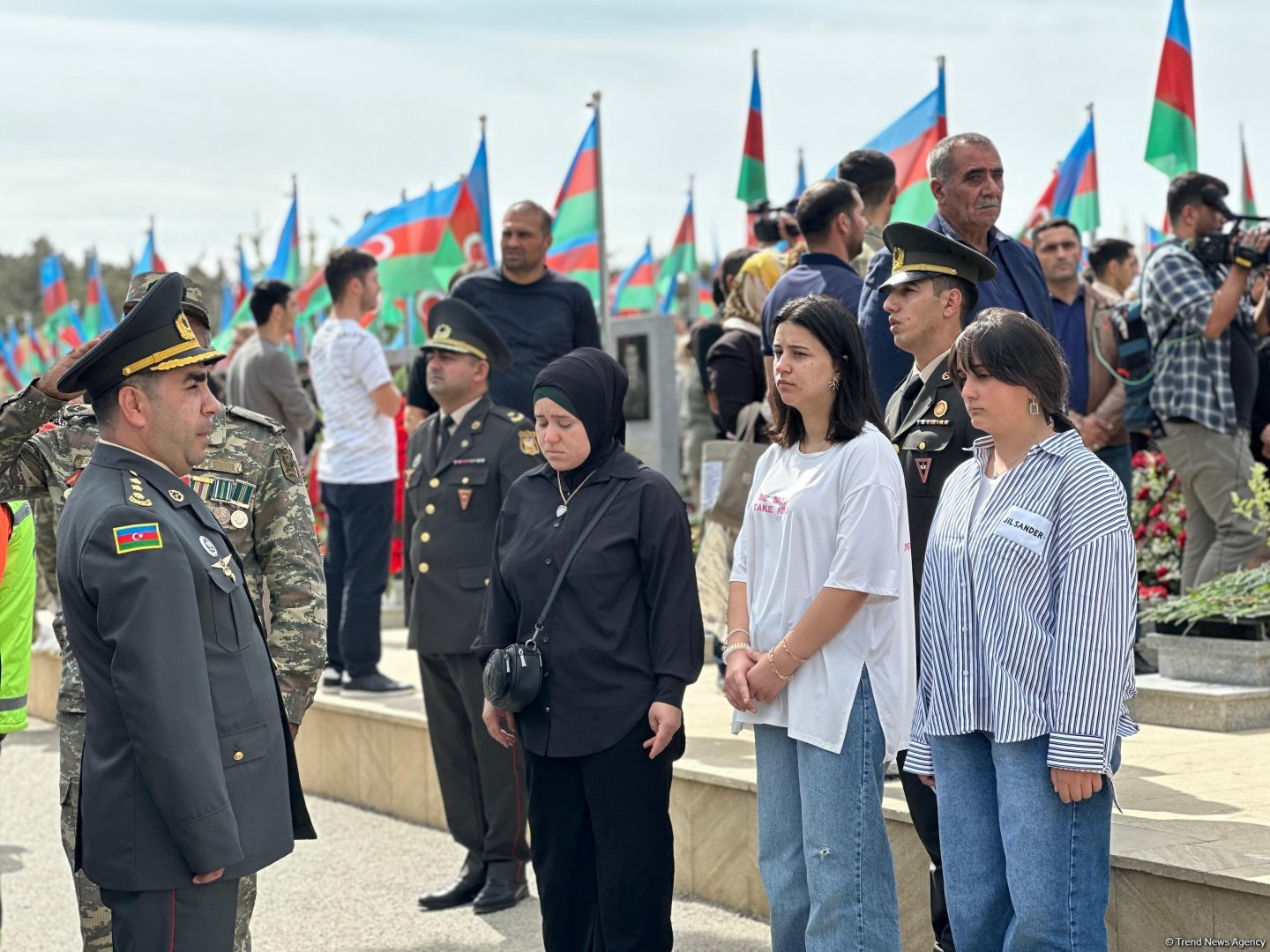 Азербайджанский народ чтит память шехидов Отечественной войны (ФОТО)