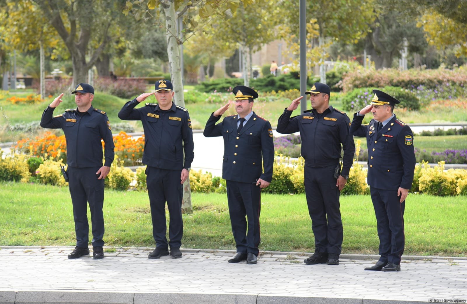 Azerbaijan honors memory of martyrs of Second Karabakh War with minute of silence (PHOTO/VIDEO)