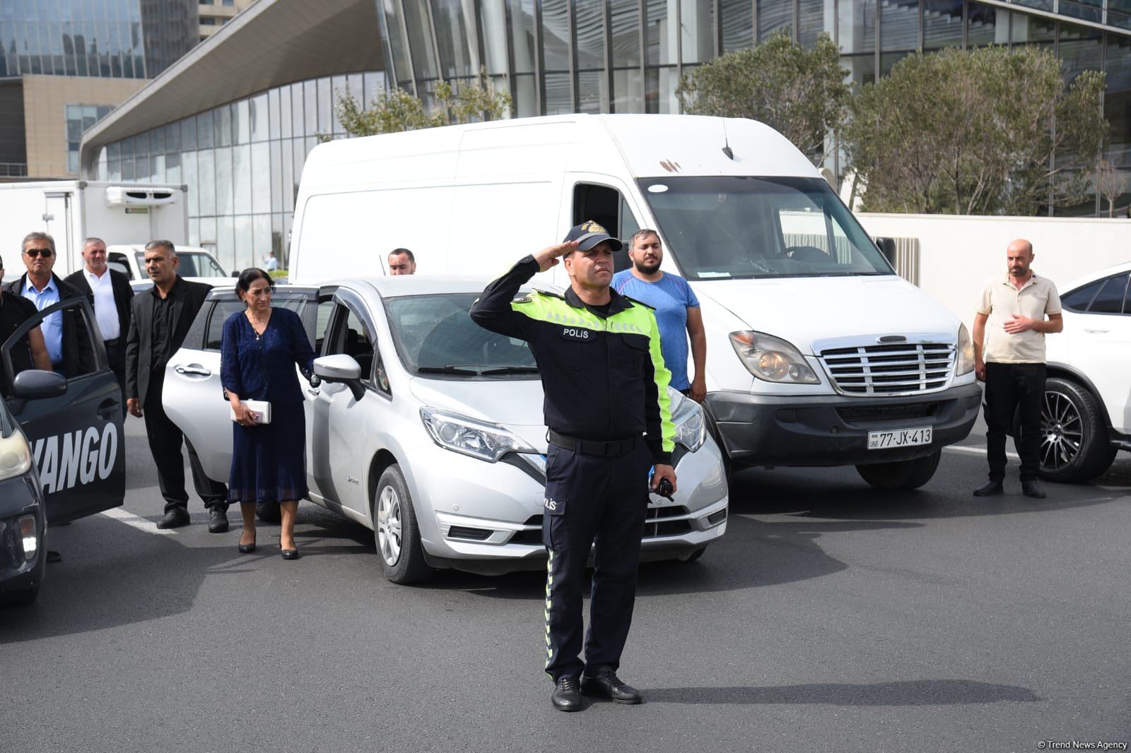 Azerbaijan honors memory of martyrs of Second Karabakh War with minute of silence (PHOTO/VIDEO)