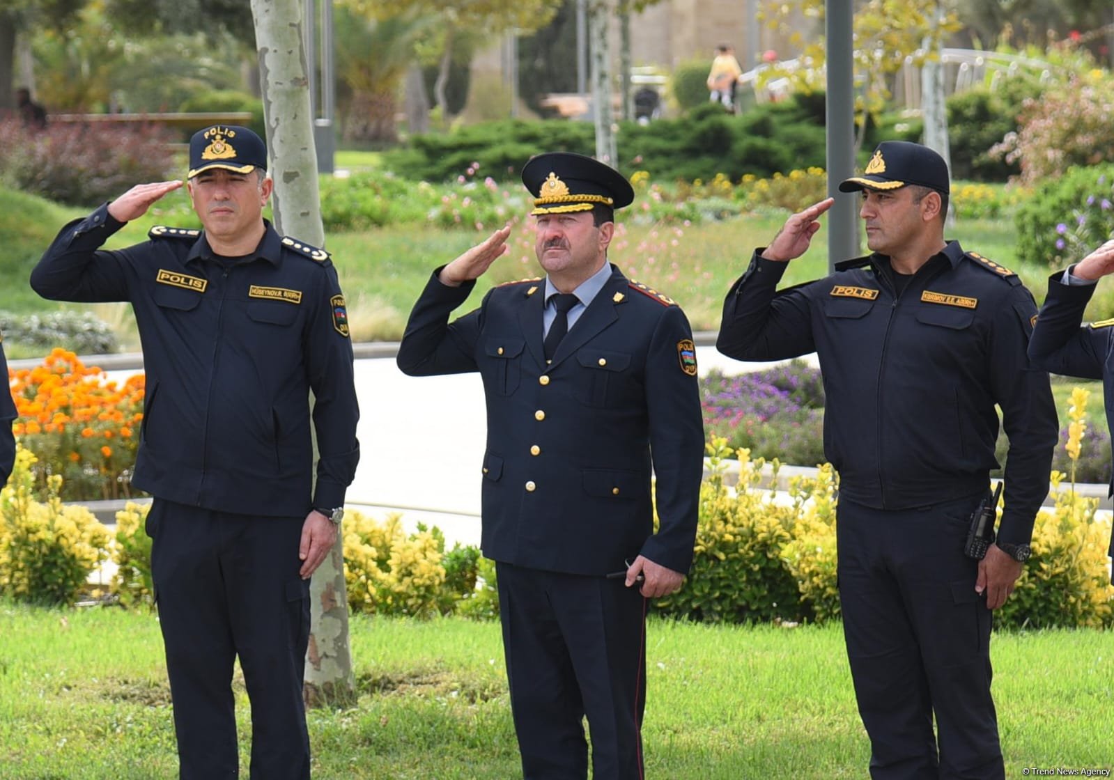 Azerbaijan honors memory of martyrs of Second Karabakh War with minute of silence (PHOTO/VIDEO)