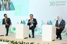 Azerbaijan's Baku wraps up first day of Climate Action Week (PHOTO)