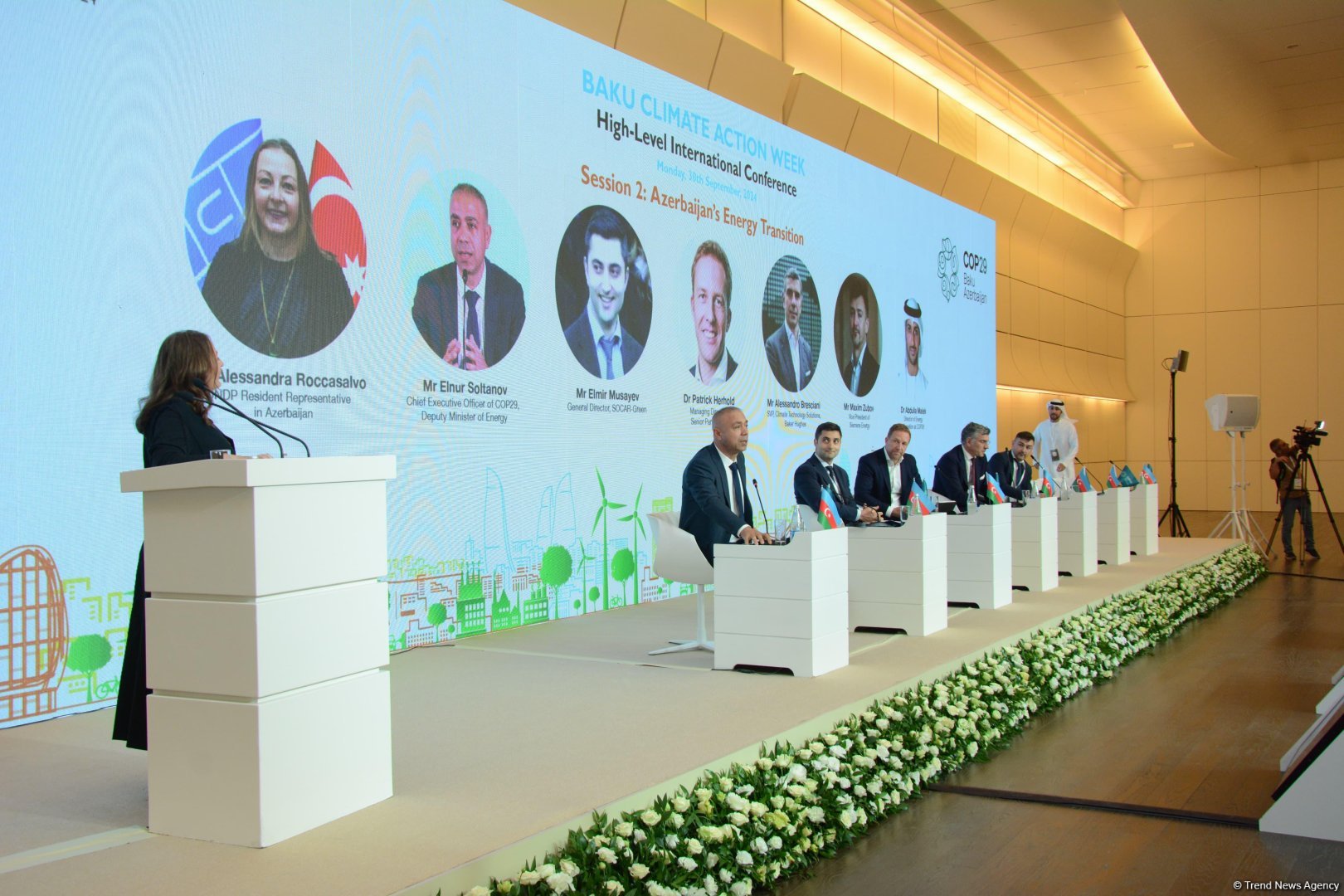 Azerbaijan's Baku wraps up first day of Climate Action Week (PHOTO)