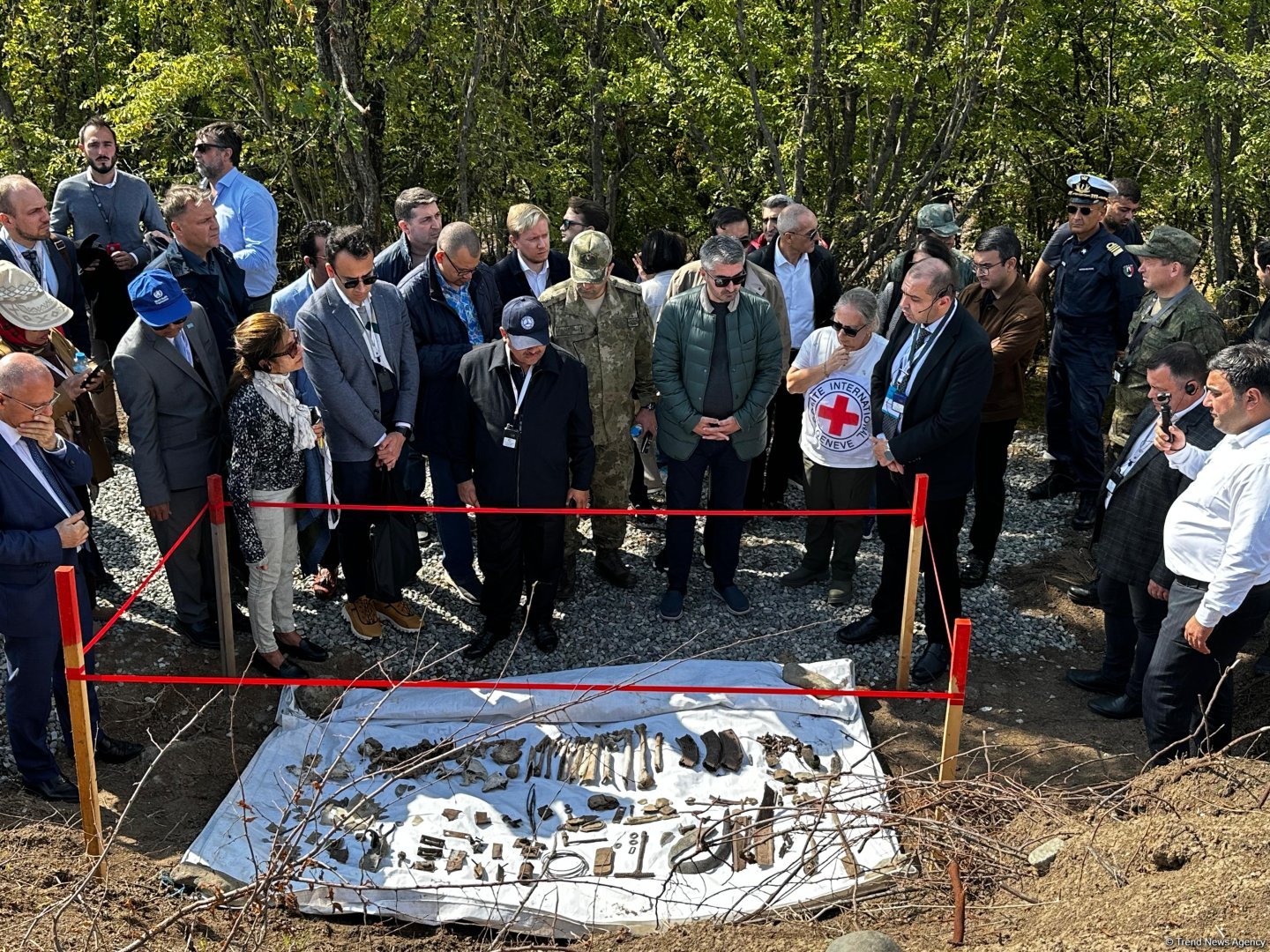 Int'l conference participants conduct mass grave inspection in Azerbaijan's Aghdara (PHOTO)