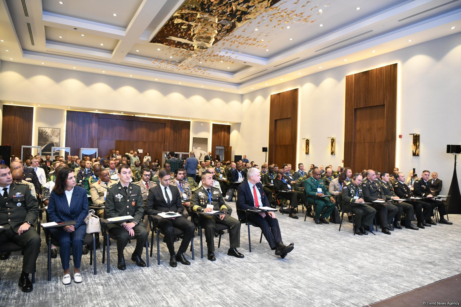 Bakıda “Hərbi əməliyyatların idarə olunmasında beynəlxalq qaydalar üzrə yüksək səviyyəli seminar” keçirilib (FOTO/VİDEO) (ƏLAVƏ OLUNUB)