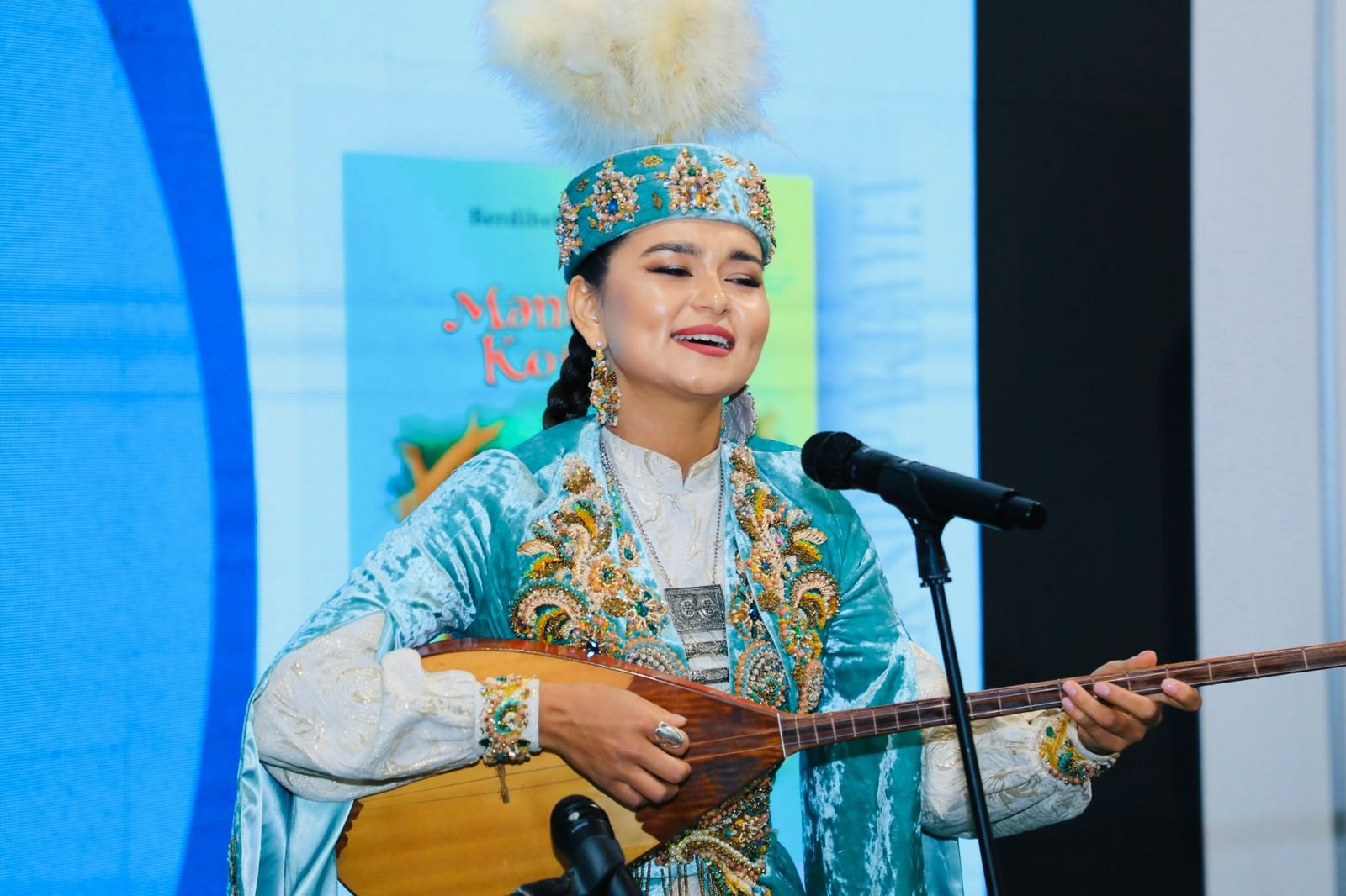 Türk Mədəniyyəti və İrsi Fondu "Mənim adım Kojadır" kitabının təqdimatını keçirib (FOTO)