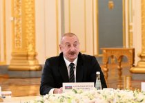 President Ilham Aliyev attends limited meeting of CIS Heads of State Council in Moscow (PHOTO)