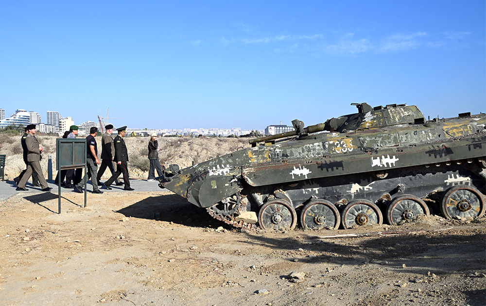 NATO generalı Bakıda yeni reallıq qarşısında (FOTO)