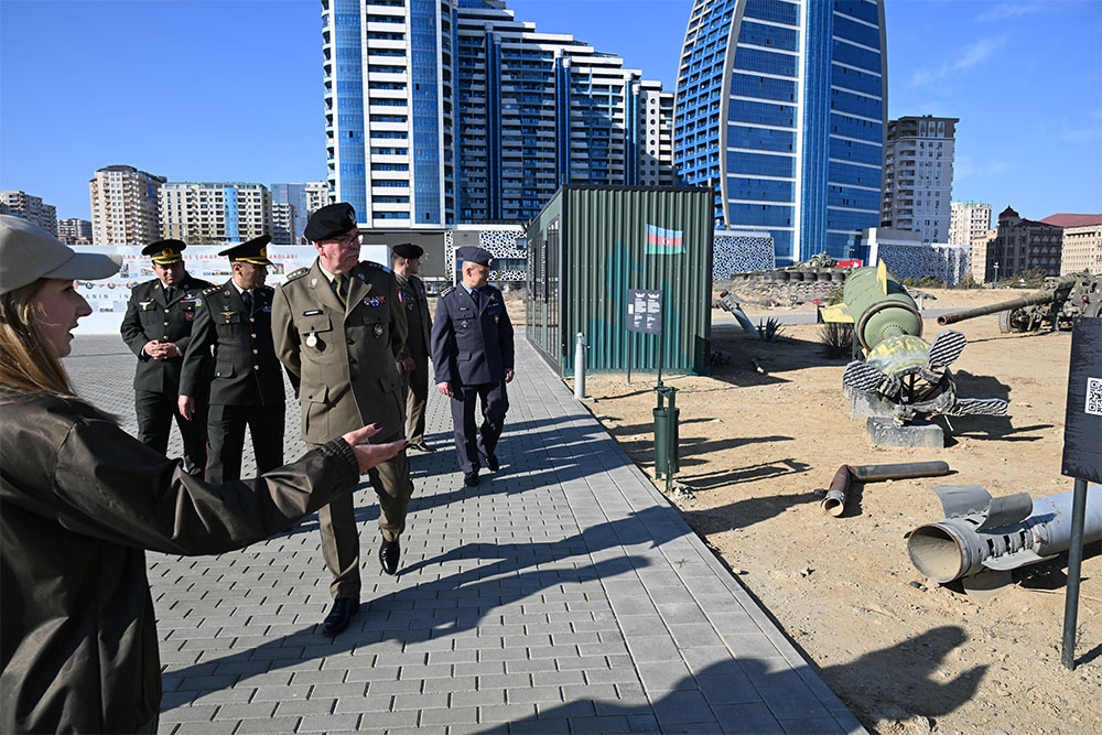 NATO general faces new realities in Azerbaijan's Baku (PHOTO)