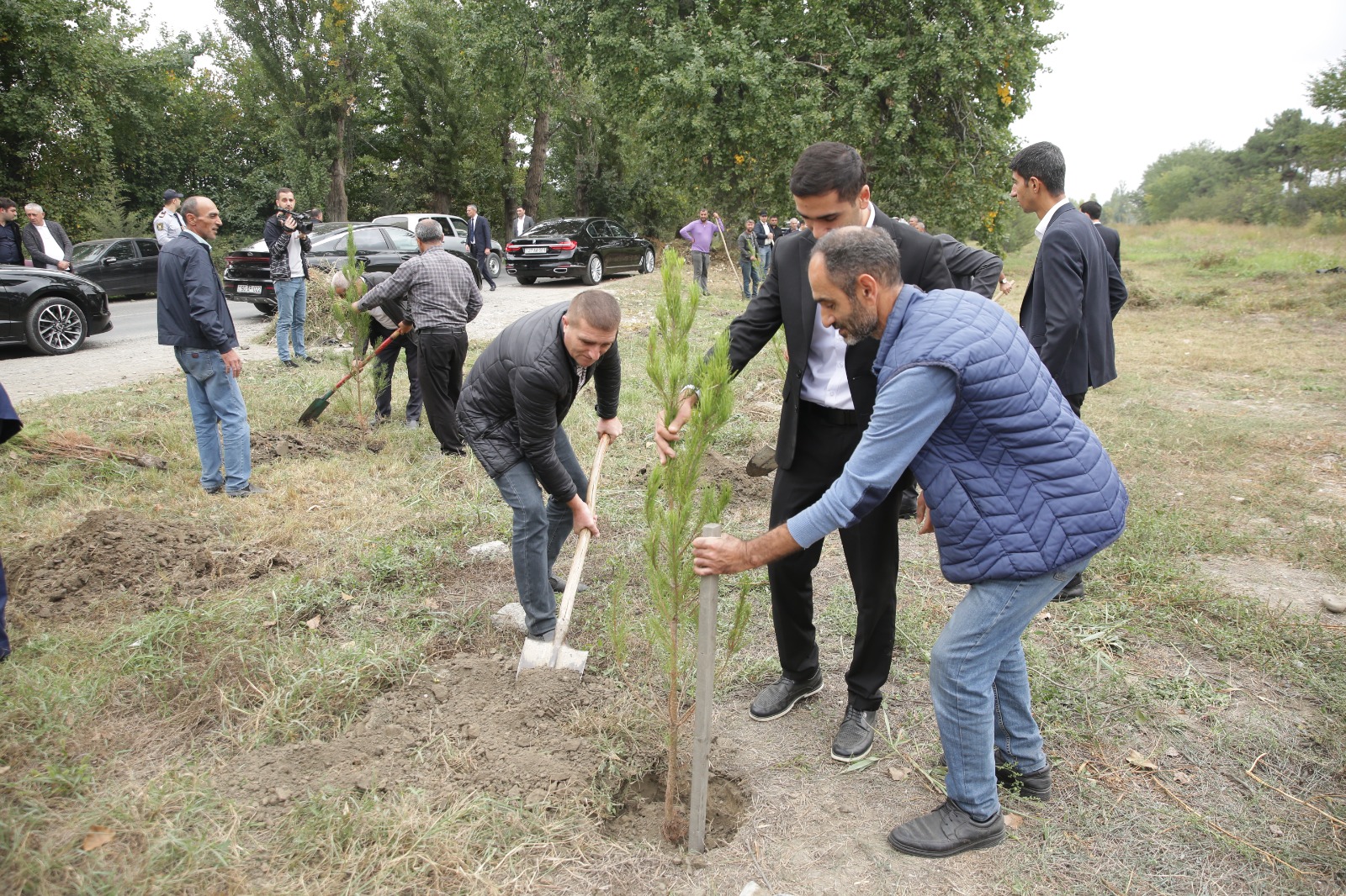 Xaçmazda “Yaşıllaşdırma Marafonu” davam edir (FOTO)