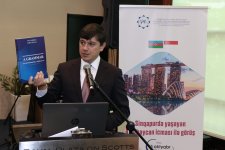 Azerbaijani community in Singapore meets with State Committee chairman (PHOTO)