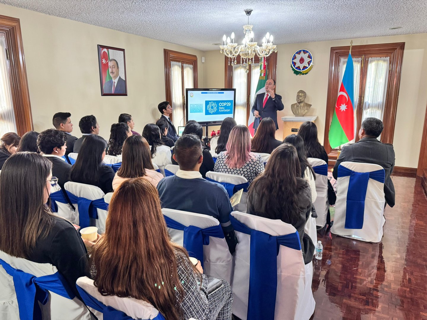 Meksikada tələbələrə Azərbaycan və COP29 haqqında mühazirə keçirilib (FOTO/VİDEO)