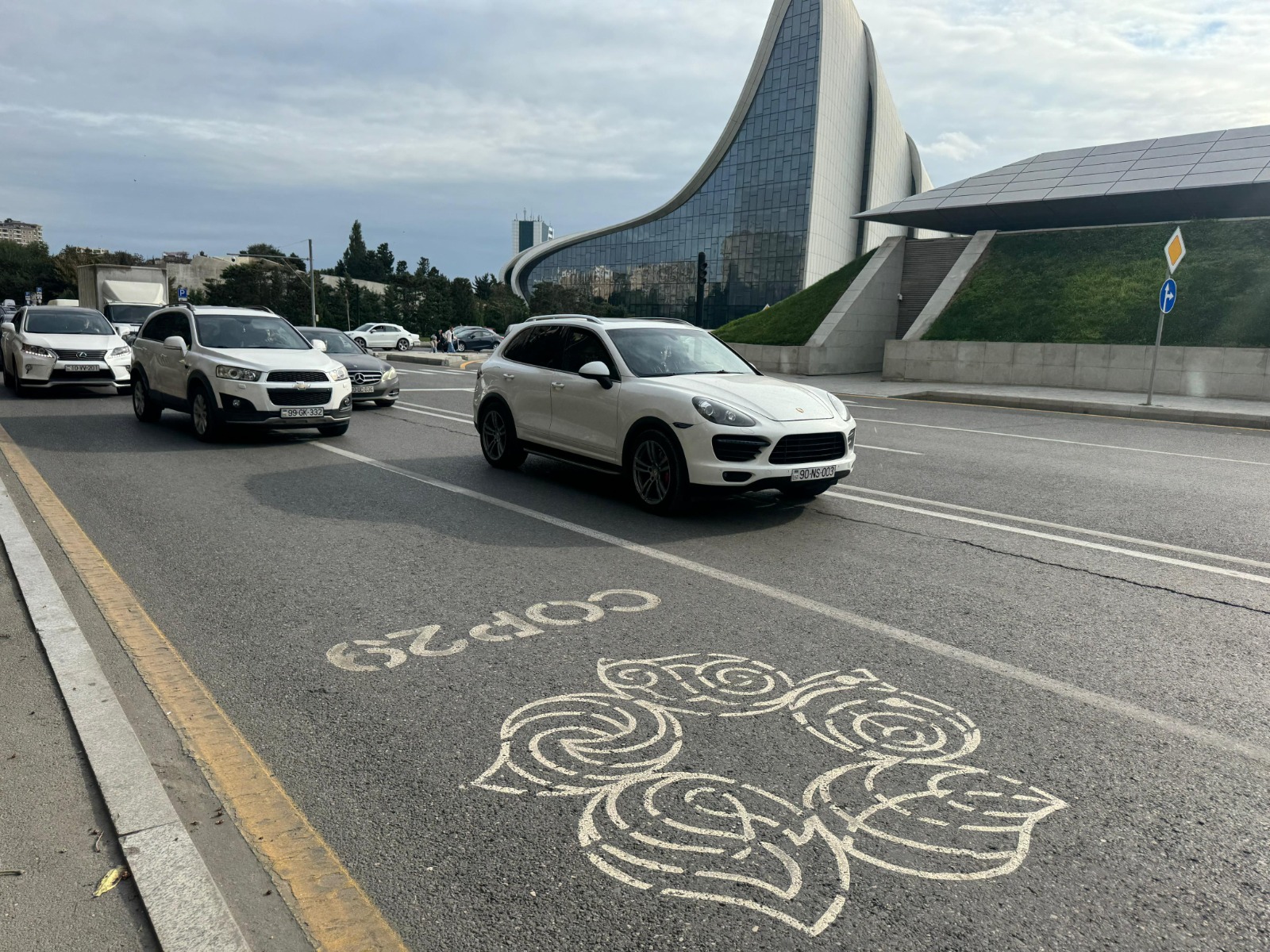 Recently adopted bus lane traffic regulations in Azerbaijan extend to COP29