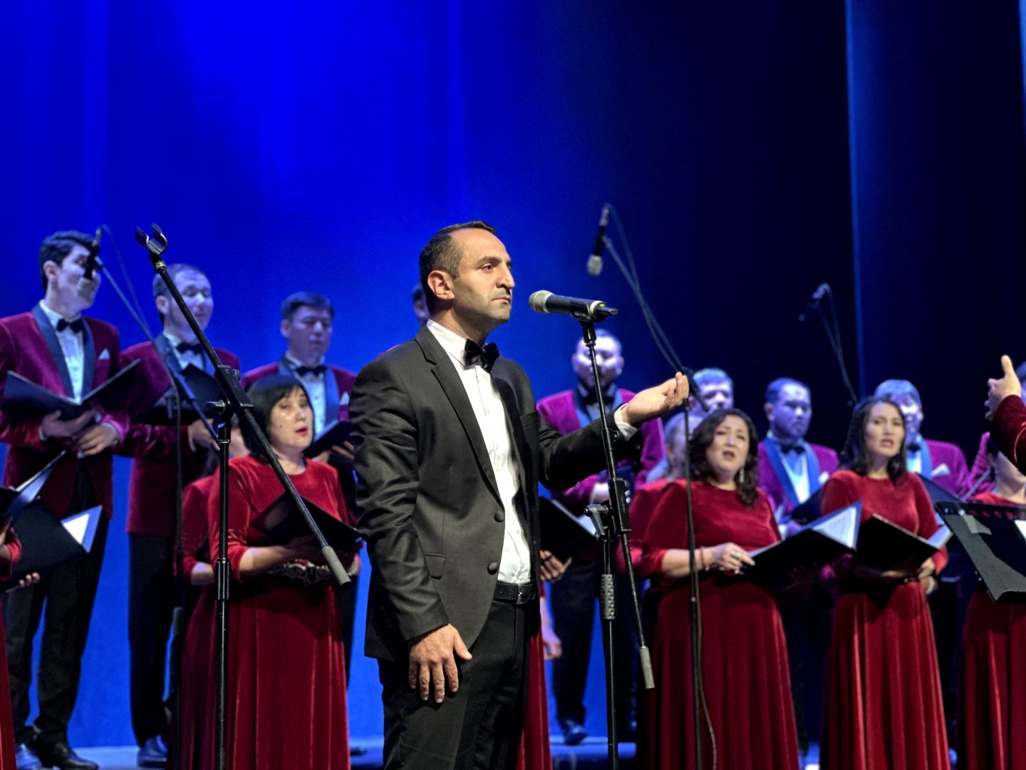 Gəncə Dövlət Filarmoniyasında Qazax kamera xoru konsert proqramı ilə çıxış edib (FOTO)