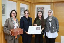 Vice President of Heydar Aliyev Foundation Leyla Aliyeva meets with Vice-President of National Observatory for Rights of Child (ФОТО)