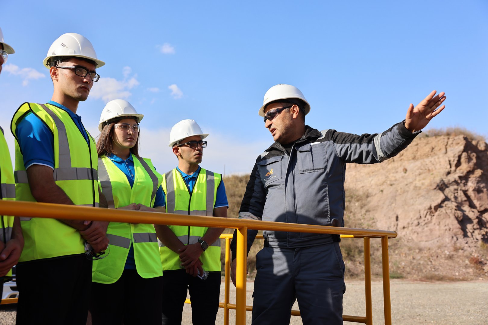 “AzerGold” QSC tərəfindən RİİB könüllüləri üçün ÇİRES-ə tanışlıq səfəri təşkil olunub (FOTO/VİDEO)