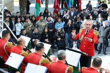 Zəfər Günü UNEC-də böyük təntənə ilə qeyd edilib (FOTO)