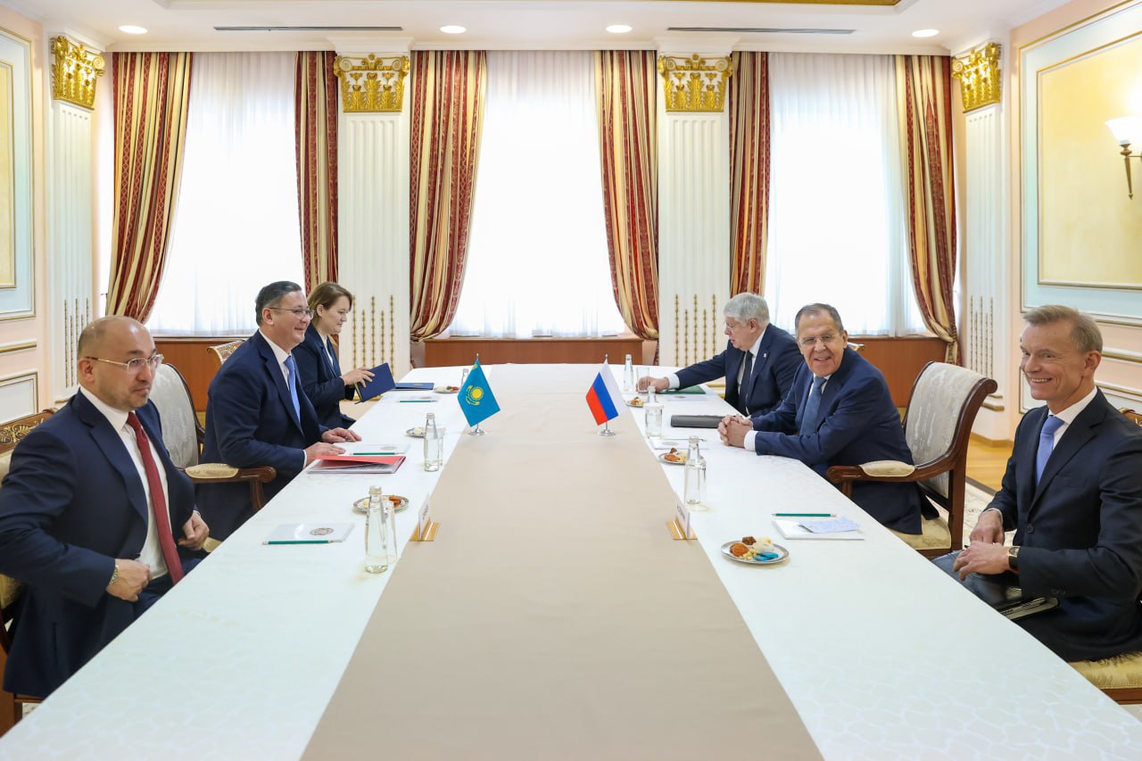 MFAs of Kazakhstan, Russia enhance mutual cooperation