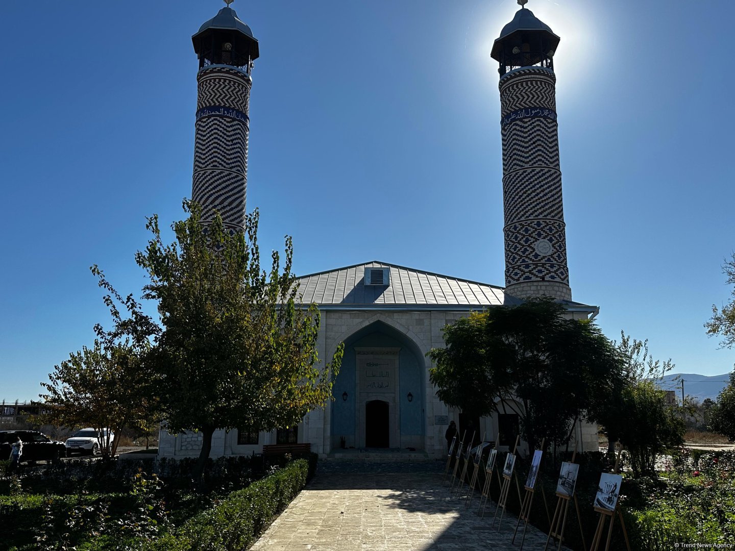 Dünya dini liderlərinin qlobal Bakı Sammitinin iştirakçıları Xankəndidə Zəfər meydanında olublar (FOTO) (ƏLAVƏ OLUNUB)